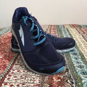 Women’s Altra Superior 4.0 (Trail Running Shoes)